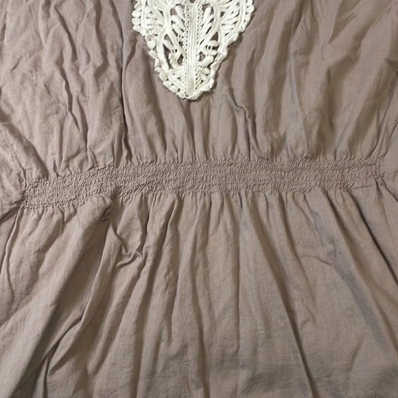 Rue21 top with crochet detail‎ - Picture 4 of 5